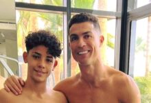 Cristianinho Após bronca ao filho, Cristiano Ronaldo posa com Cristianinho