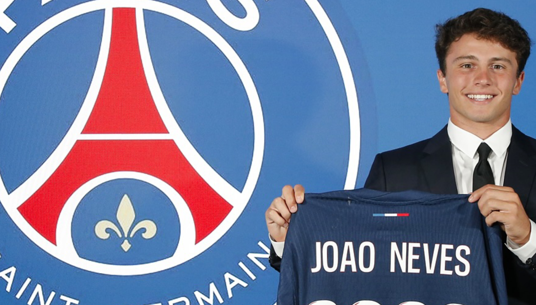 João Neves ficava mais um ano no Benfica, mas era preciso dinheiro! Oficial no PSG