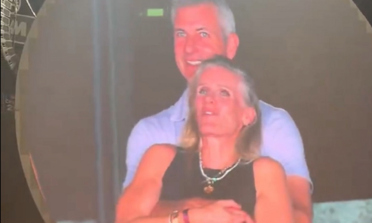 "O que fizeram a este casal no concerto dos Coldplay foi cruel" - Amantes apanhados