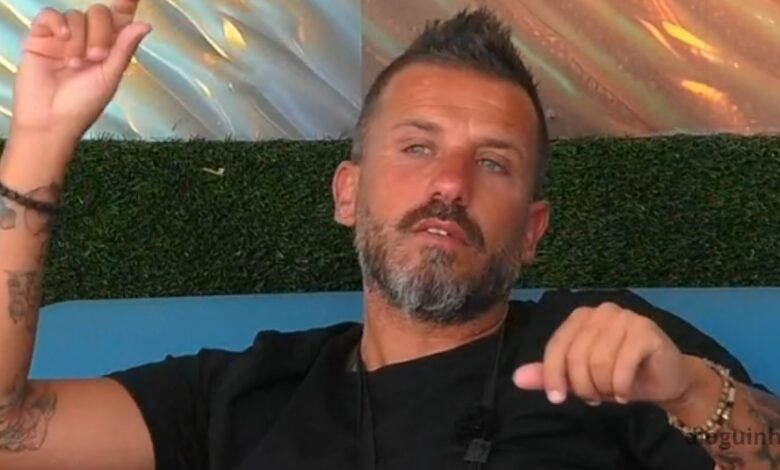 "Venderam carros para votar?!" Dudu em choque com fanatismo por reality shows da TVI