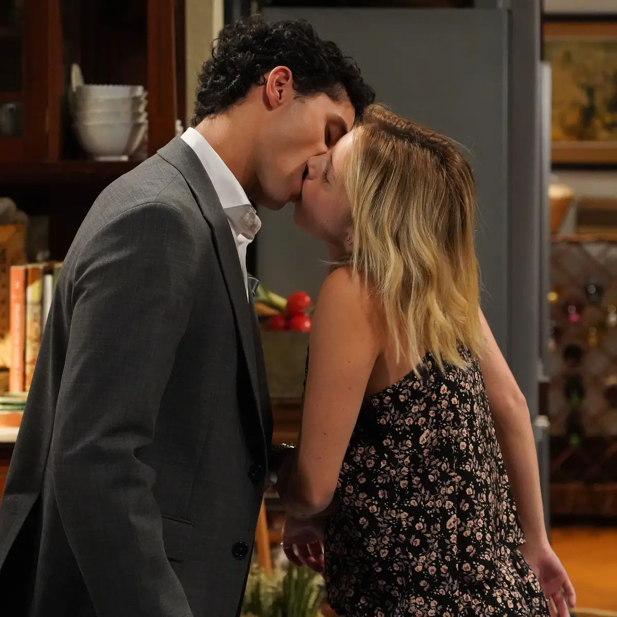 AVISO NOVELA! CONFIRMADO: Teresinha e Bernardo a caminho de um "juntos para sempre" AVISO NOVELA! CONFIRMADO: Teresinha e Bernardo a caminho de um "juntos para sempre"