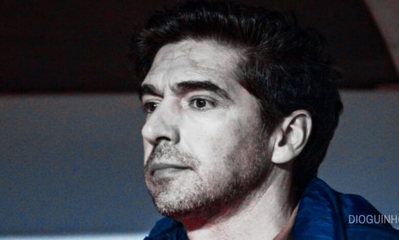 Palmeiras perde no clássico por culpa de Ex-Benfica e Flamengo assume liderança. Abel Ferreira 'treme'!