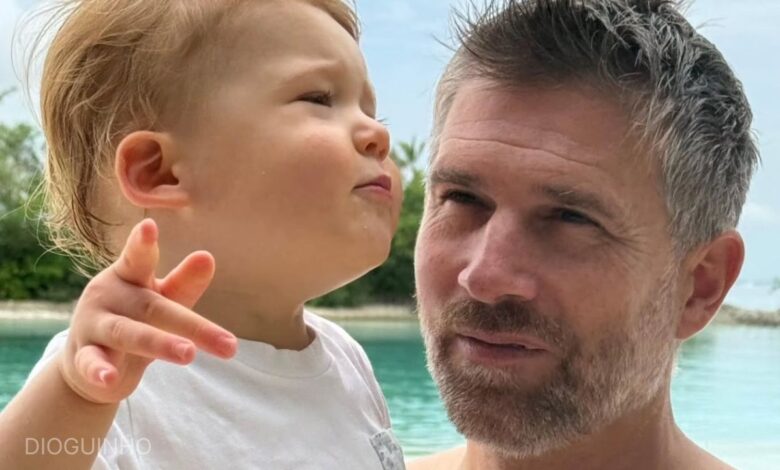 Maria Botelho Moniz e Pedro Bianchi Prata derretem com foto nas Maldivas em família