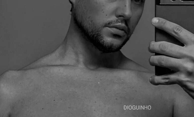 Ex-Big Brother admite "E é isso, gente... Tanto paleio para postar uma nude"