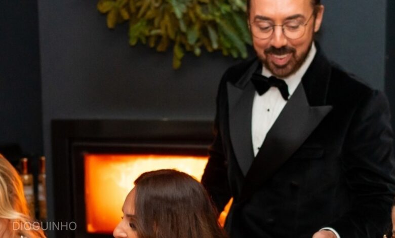 Flávio Furtado organiza jantar de Natal de luxo com Bruna Gomes, Cinha Jardim e muitos famosos