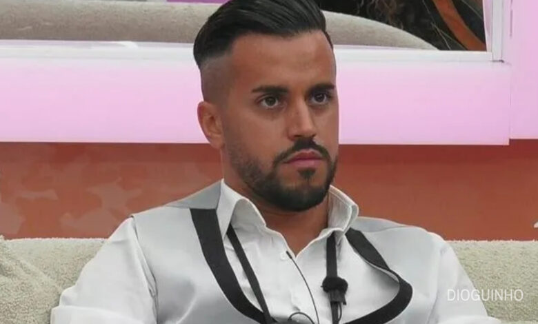Cadeira Quente: Cobarde, ordinário e asqueroso? Pedro Jorge novamente apelidado mas com saiu bem da provocação