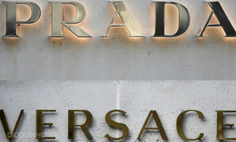 Negócio fechado: Prada compra Versace por 1.184 milhões de euros
