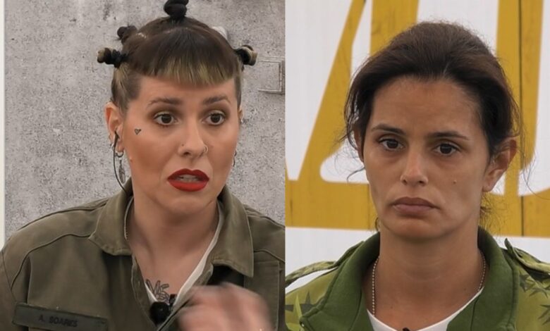 A farda da 1ª Companhia já aperta entre Sara Santos e Andrea Soares: Ajuste de contas