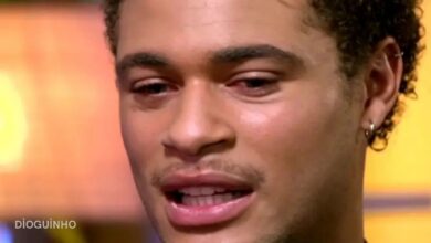 "Cheguei a não ter comida na mesa": Evandro Gomes emociona-se ao recordar infância de miséria