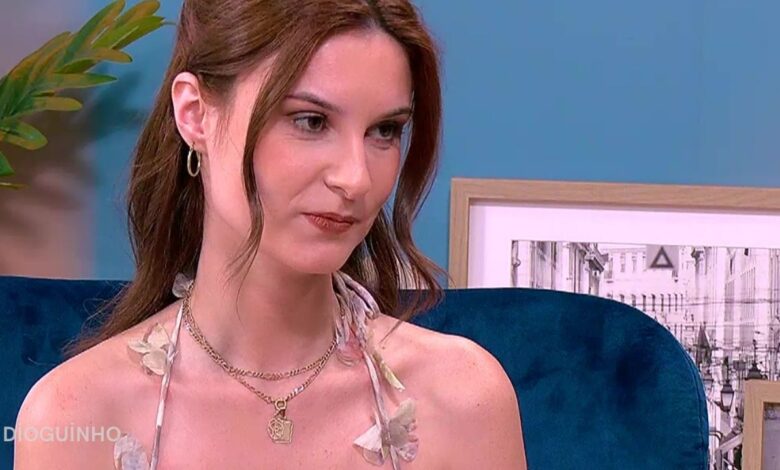 "Eu passava manhãs na igreja a rezar": Renata Reis revela tatuagem em homenagem a fase difícil