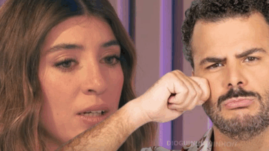 João Ricardo reage a pedido de namoro de Ariana: "Normal ser ela a ajoelhar"