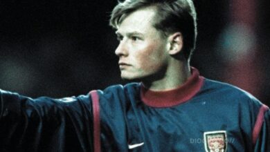 Luto no futebol mundial: Alexander Manninger morre aos 48 anos em acidente trágico