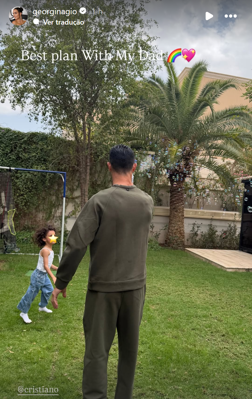 Georgina Rodríguez capta momento de cumplicidade entre Cristiano Ronaldo e Bella Esmeralda