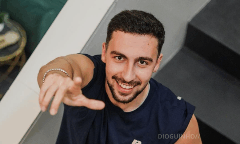 A caminho do «Desafio Final»? Zé Pedro regressa a Portugal e adensa rumores