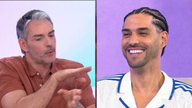 Cláudio Ramos critica novo visual de Gonçalo Quinaz em direto no «Dois às 10»