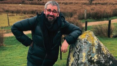 Ator Iain Robertson condenado por violação sexual e violência doméstica