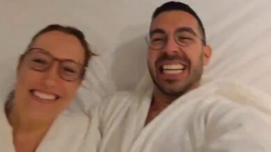 O romance de Diogo Alexandre e Carla Barradas continua a render na SIC. A noite de núpcias
