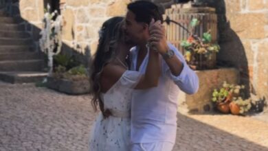 EX Casa dos Segredos vive momento de amor com batido do filho