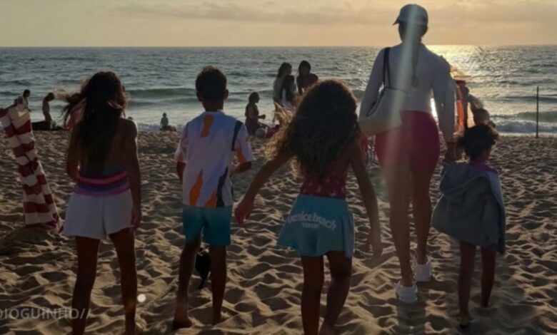 Georgina Rodríguez e família desfrutam da Praia do Guincho com boné e marmita