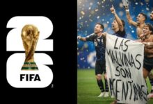 Argentina arrisca castigo da Fifa após jogadores exibirem faixa política em campo