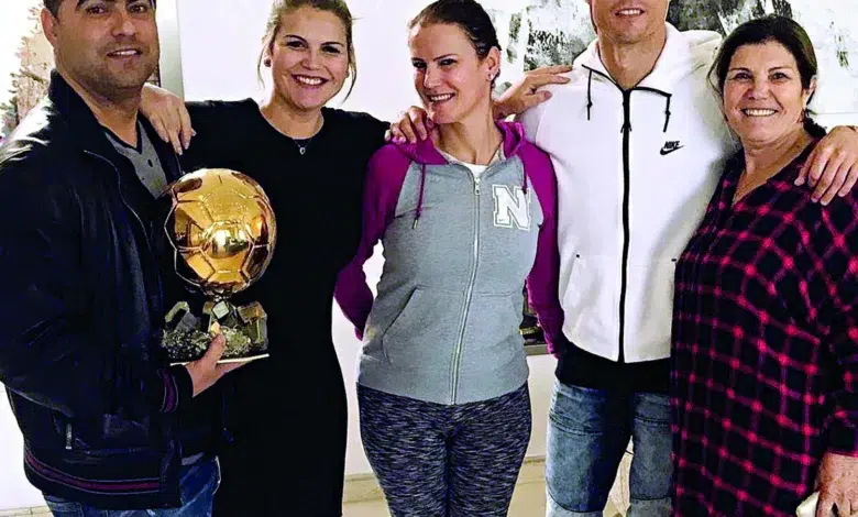 Cristiano Ronaldo não quis a família no seu casamento.. mas onde estavam todos?