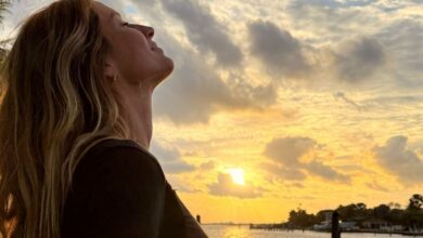 Inédito! Gisele Bündchen mostra filho de 1 ano a imitar o treino dela