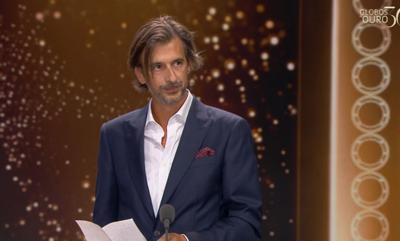"A SIC matou-me": Bruno Nogueira recorda o pai com humor negro na gala dos Globos de Ouro