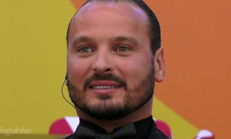 Miguel Vicente recebe mensagem do exterior e interrompe 'Big Brother All Stars'... o que fez?