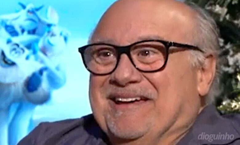 Danny DeVito recebe Grande Prémio Honorário em Sitges e apresenta 'Drag' aos 81 anos